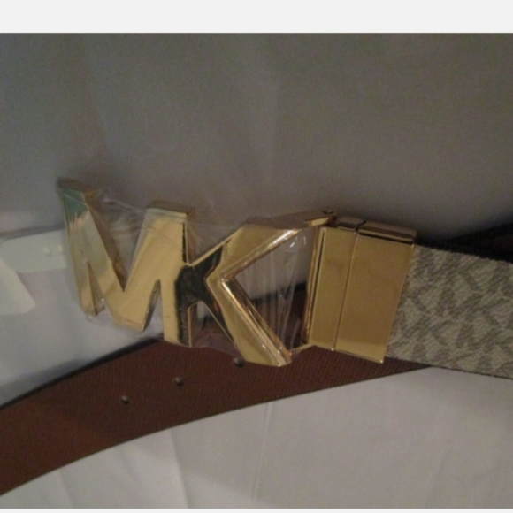 Michael kors women belt